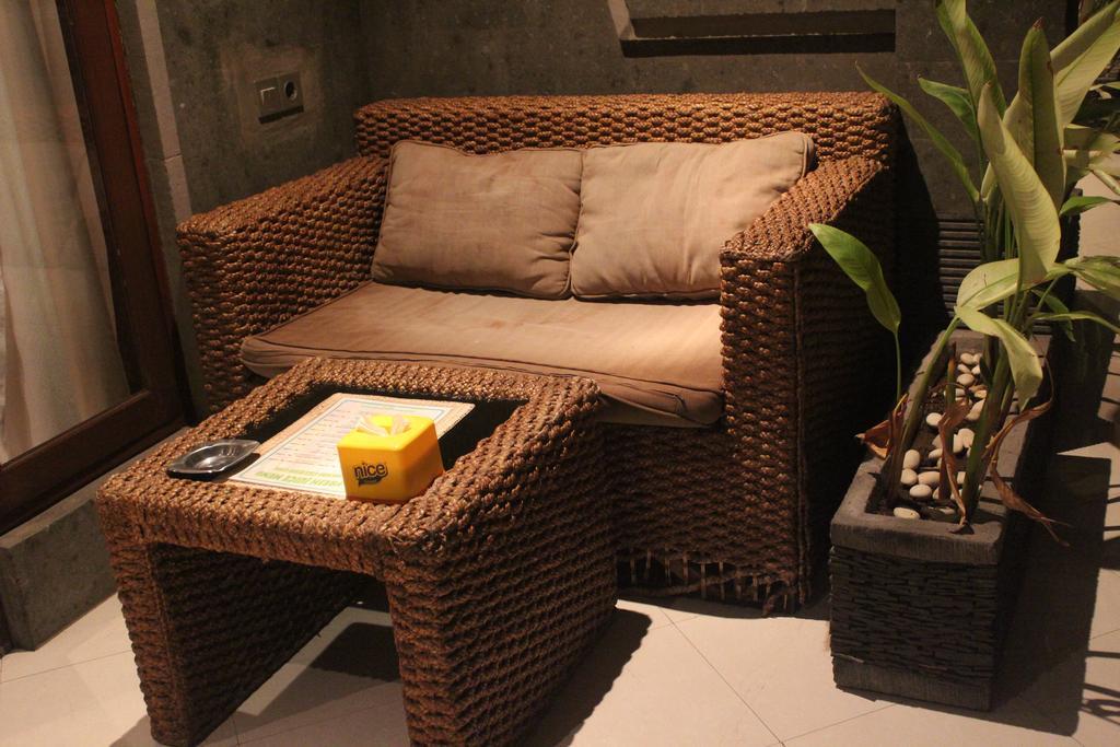 Letos Kubu Homestay Kuta  Exterior photo