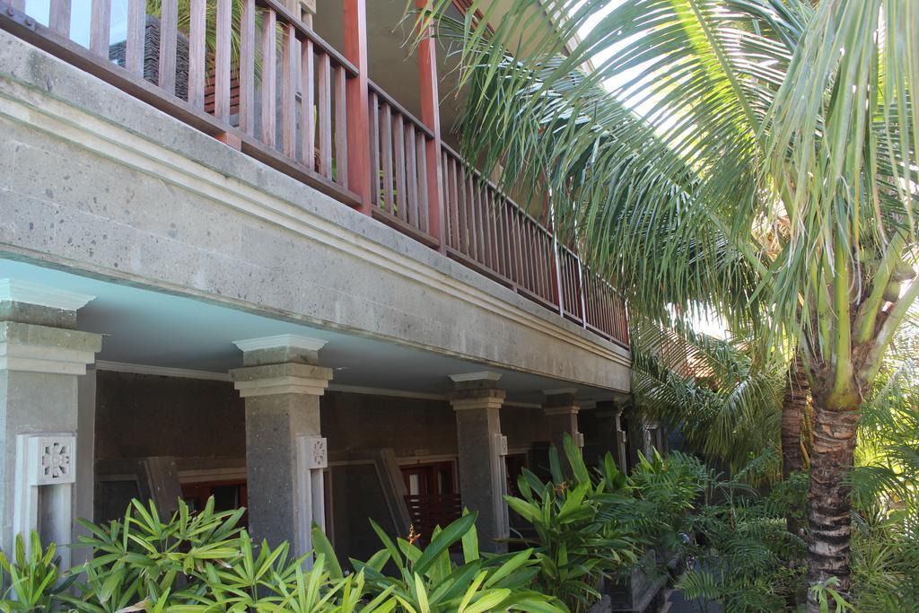 Letos Kubu Homestay Kuta  Exterior photo