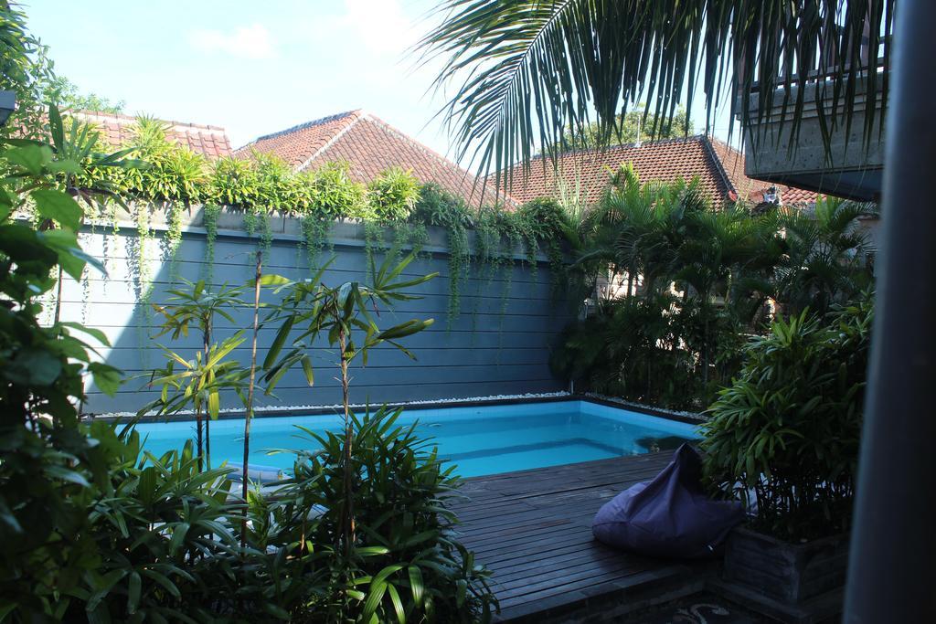 Letos Kubu Homestay Kuta  Exterior photo