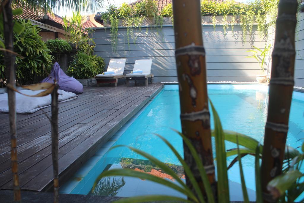 Letos Kubu Homestay Kuta  Exterior photo