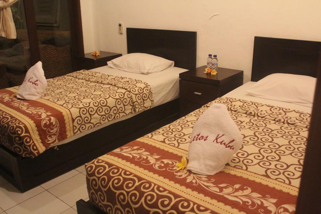 Letos Kubu Homestay Kuta  Exterior photo