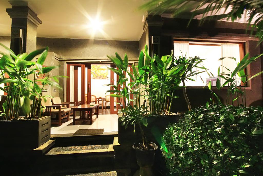 Letos Kubu Homestay Kuta  Exterior photo
